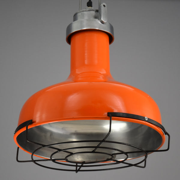 Oceanic orange cargo bay pendant