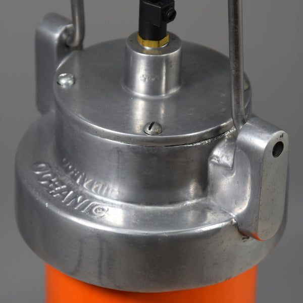 Oceanic orange cargo bay pendant