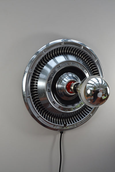 'Plymouth Belvedere 1966' Roadrunner Plug-in Wall Light automobilia