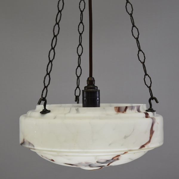 Art Deco flycatcherceiling light with classic shape