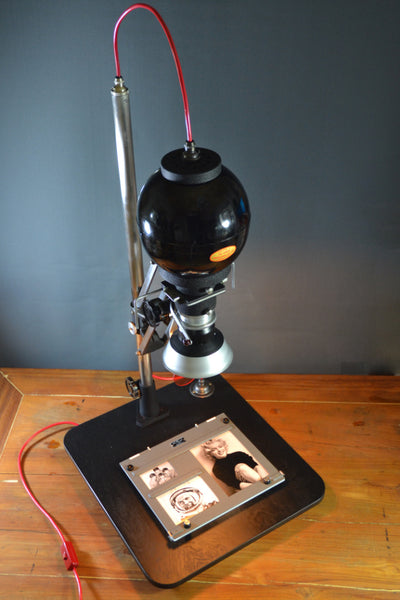 The Gamer darkroom enlarger table lamp/Desk Lamp